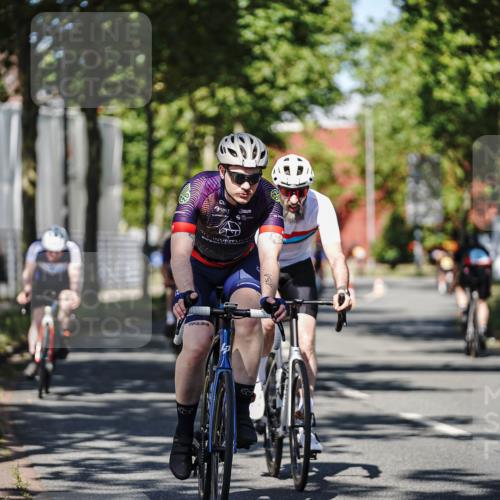 09.08.2026 - GEWOBA Citytriathlon Bremen Michael Burmester http://msf.ph/oto/9946267 09.08.2026 10:53:25 Radfahren 3, 19, 21, 29, 139, 151, 179, 423, 439, 461, 474, 477, 495, 522 meine-sportfotos.de