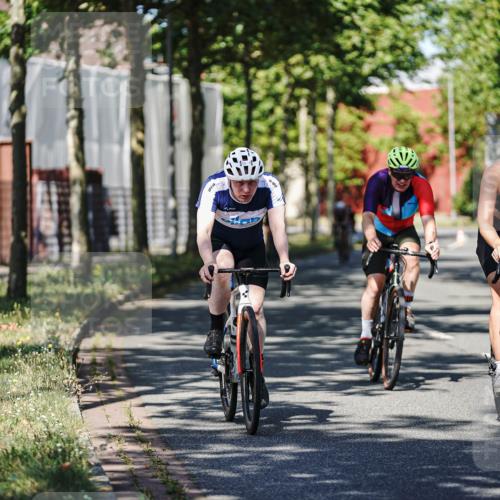 09.08.2026 - GEWOBA Citytriathlon Bremen Michael Burmester http://msf.ph/oto/9946269 09.08.2026 10:53:26 Radfahren 3, 19, 21, 107, 139, 151, 179, 423, 439, 461, 474, 477, 495, 522 meine-sportfotos.de