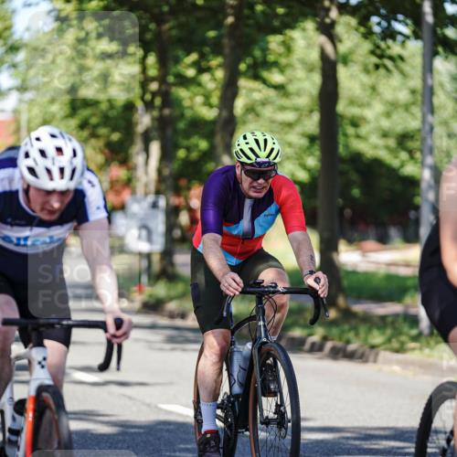 09.08.2026 - GEWOBA Citytriathlon Bremen Michael Burmester http://msf.ph/oto/9946271 09.08.2026 10:53:27 Radfahren 3, 19, 21, 107, 139, 151, 179, 423, 439, 461, 474, 477, 495, 522 meine-sportfotos.de