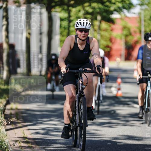 09.08.2026 - GEWOBA Citytriathlon Bremen Michael Burmester http://msf.ph/oto/9946274 09.08.2026 10:53:32 Radfahren 3, 19, 21, 107, 139, 151, 179, 423, 439, 461, 477, 495, 522 meine-sportfotos.de
