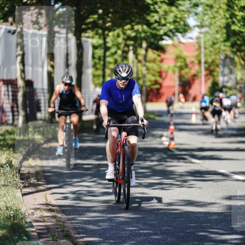 09.08.2026 - GEWOBA Citytriathlon Bremen Michael Burmester http://msf.ph/oto/9946291 09.08.2026 10:53:50 Radfahren 153, 193, 292, 433, 492, 501 meine-sportfotos.de
