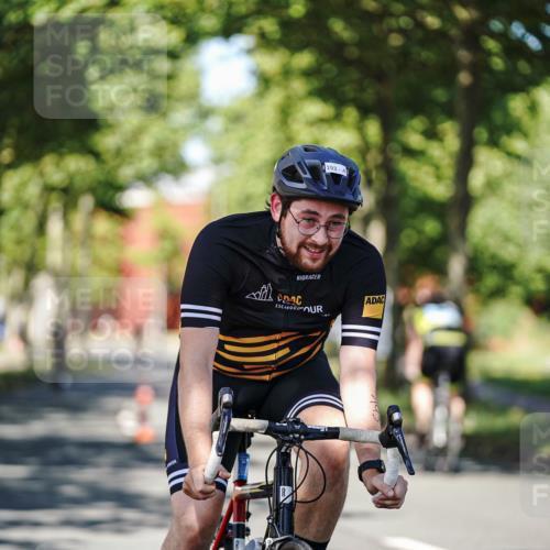 09.08.2026 - GEWOBA Citytriathlon Bremen Michael Burmester http://msf.ph/oto/9946301 09.08.2026 10:53:56 Radfahren 153, 193, 292, 367, 473, 492, 501 meine-sportfotos.de