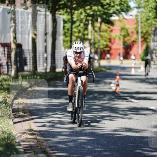 09.08.2026 - GEWOBA Citytriathlon Bremen Michael Burmester http://msf.ph/oto/9946303 09.08.2026 10:54:00 Radfahren 193, 247, 292, 367, 473, 492, 501 meine-sportfotos.de