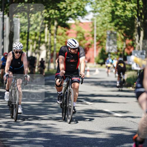 09.08.2026 - GEWOBA Citytriathlon Bremen Michael Burmester http://msf.ph/oto/9946319 09.08.2026 10:54:26 Radfahren 13, 33, 87, 111, 223, 331, 436, 467, 509 meine-sportfotos.de