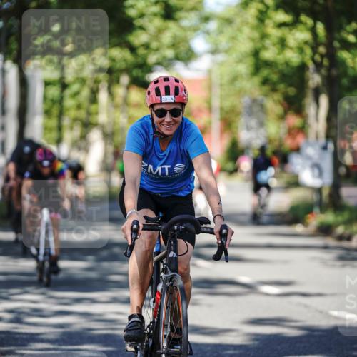 09.08.2026 - GEWOBA Citytriathlon Bremen Michael Burmester http://msf.ph/oto/9946324 09.08.2026 10:54:29 Radfahren 13, 17, 33, 87, 111, 143, 223, 331, 436, 467, 490, 509, 514 meine-sportfotos.de