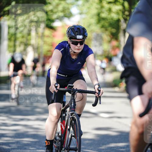 09.08.2026 - GEWOBA Citytriathlon Bremen Michael Burmester http://msf.ph/oto/9946331 09.08.2026 10:54:32 Radfahren 13, 17, 33, 87, 111, 143, 185, 195, 223, 331, 436, 467, 490, 509, 514, 531 meine-sportfotos.de