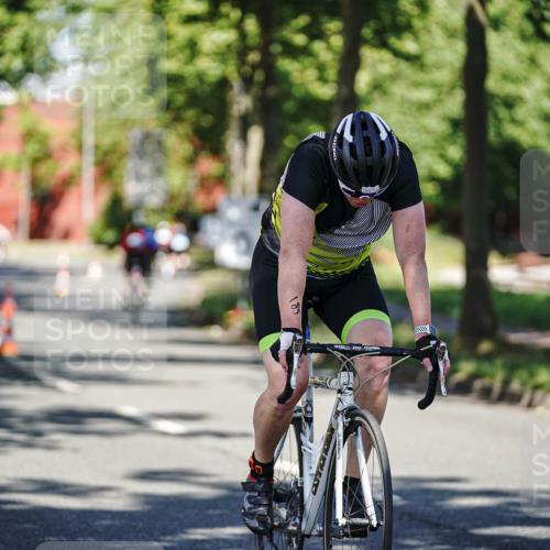09.08.2026 - GEWOBA Citytriathlon Bremen Michael Burmester http://msf.ph/oto/9946335 09.08.2026 10:54:35 Radfahren 13, 17, 33, 87, 111, 143, 185, 195, 223, 331, 436, 467, 490, 509, 514, 531 meine-sportfotos.de