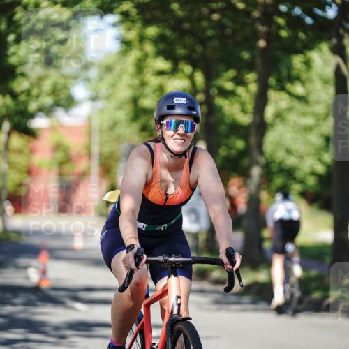 09.08.2026 - GEWOBA Citytriathlon Bremen Michael Burmester http://msf.ph/oto/9946342 09.08.2026 10:54:40 Radfahren 17, 33, 87, 111, 143, 185, 195, 331, 467, 490, 514, 531 meine-sportfotos.de