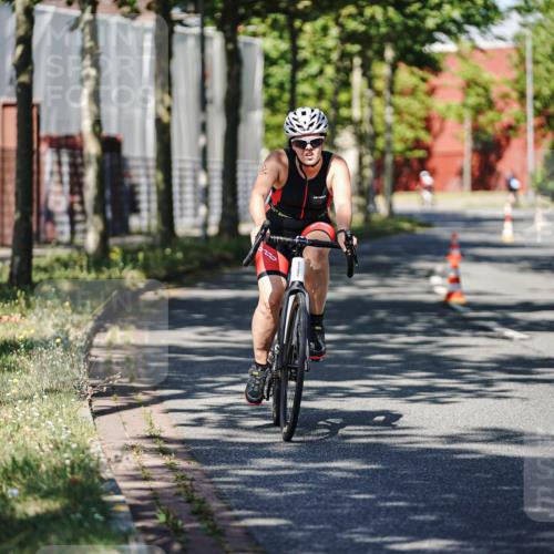 09.08.2026 - GEWOBA Citytriathlon Bremen Michael Burmester http://msf.ph/oto/9946343 09.08.2026 10:54:42 Radfahren 17, 87, 143, 185, 195, 467, 490, 514, 531 meine-sportfotos.de