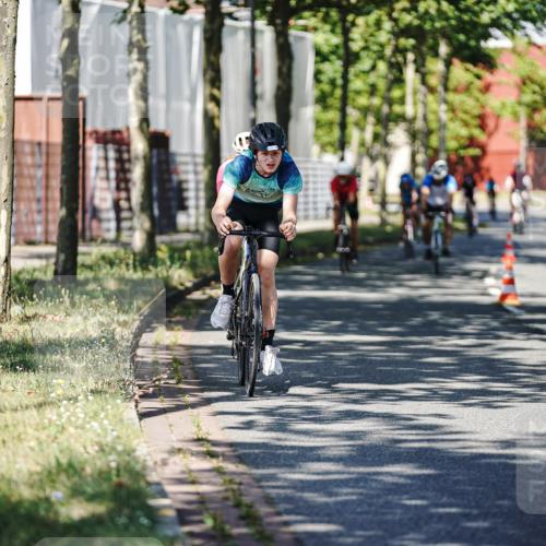 09.08.2026 - GEWOBA Citytriathlon Bremen Michael Burmester http://msf.ph/oto/9946347 09.08.2026 10:54:55 Radfahren 37, 135, 207, 303, 390, 444, 476, 513 meine-sportfotos.de
