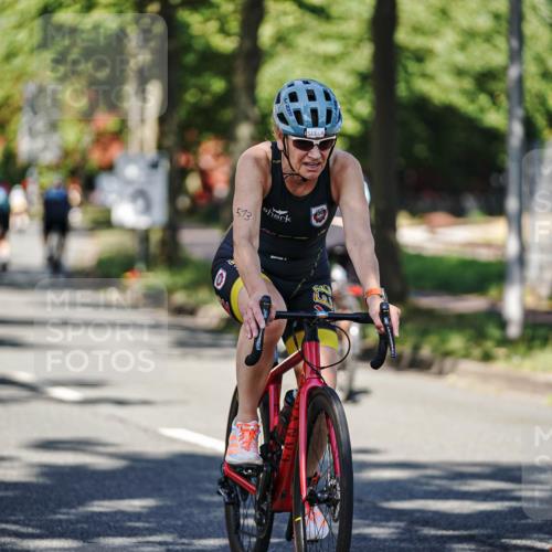 09.08.2026 - GEWOBA Citytriathlon Bremen Michael Burmester http://msf.ph/oto/9946366 09.08.2026 10:55:04 Radfahren 37, 53, 135, 169, 201, 207, 303, 390, 444, 471, 476, 513, 530 meine-sportfotos.de