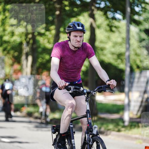 09.08.2026 - GEWOBA Citytriathlon Bremen Michael Burmester http://msf.ph/oto/9946370 09.08.2026 10:55:05 Radfahren 37, 53, 135, 169, 201, 207, 303, 390, 444, 471, 476, 513, 530 meine-sportfotos.de
