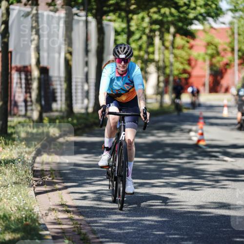 09.08.2026 - GEWOBA Citytriathlon Bremen Michael Burmester http://msf.ph/oto/9946371 09.08.2026 10:55:07 Radfahren 37, 53, 169, 187, 201, 207, 303, 390, 471, 476, 513, 530 meine-sportfotos.de