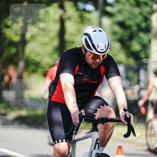 09.08.2026 - GEWOBA Citytriathlon Bremen Michael Burmester http://msf.ph/oto/9946376 09.08.2026 10:55:12 Radfahren 53, 123, 169, 187, 201, 471, 513, 530 meine-sportfotos.de