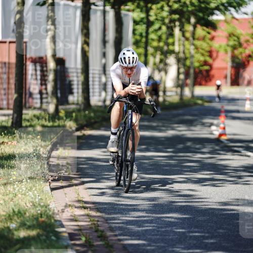 09.08.2026 - GEWOBA Citytriathlon Bremen Michael Burmester http://msf.ph/oto/9946387 09.08.2026 10:55:23 Radfahren 53, 123, 169, 187, 237, 527 meine-sportfotos.de