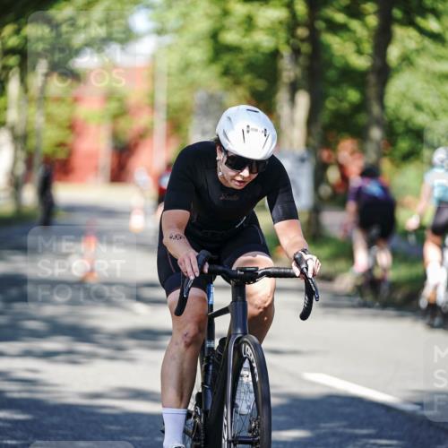09.08.2026 - GEWOBA Citytriathlon Bremen Michael Burmester http://msf.ph/oto/9946396 09.08.2026 10:55:34 Radfahren 237, 426, 440, 488, 527 meine-sportfotos.de