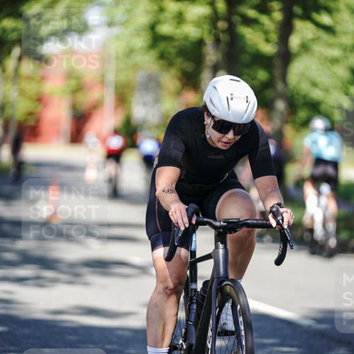 09.08.2026 - GEWOBA Citytriathlon Bremen Michael Burmester http://msf.ph/oto/9946397 09.08.2026 10:55:34 Radfahren 237, 426, 440, 488, 527 meine-sportfotos.de