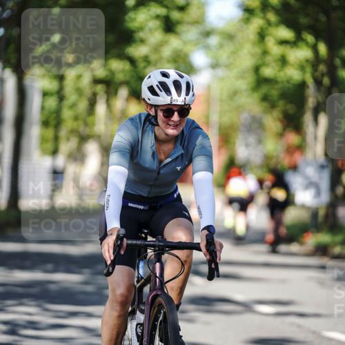 09.08.2026 - GEWOBA Citytriathlon Bremen Michael Burmester http://msf.ph/oto/9946432 09.08.2026 10:56:07 Radfahren 41, 55, 89, 109, 211, 487, 491 meine-sportfotos.de