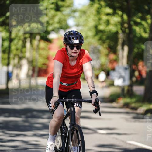 09.08.2026 - GEWOBA Citytriathlon Bremen Michael Burmester http://msf.ph/oto/9946450 09.08.2026 10:56:33 Radfahren 67, 163, 217, 225 meine-sportfotos.de