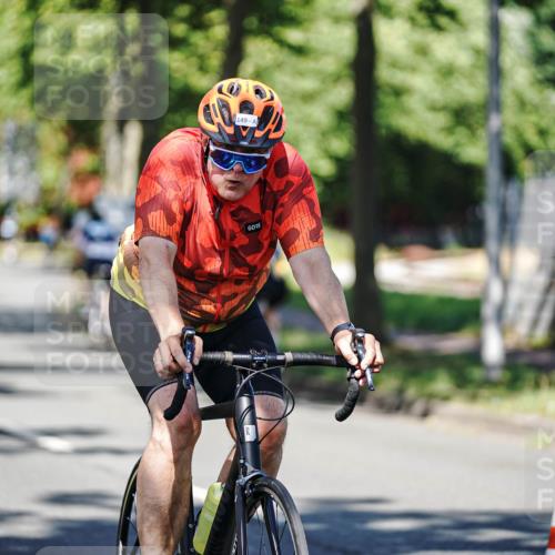 09.08.2026 - GEWOBA Citytriathlon Bremen Michael Burmester http://msf.ph/oto/9946459 09.08.2026 10:56:51 Radfahren 35, 75, 113, 147, 149, 399, 460, 480, 504 meine-sportfotos.de