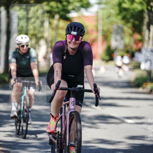 09.08.2026 - GEWOBA Citytriathlon Bremen Michael Burmester http://msf.ph/oto/9946463 09.08.2026 10:56:56 Radfahren 35, 75, 85, 113, 147, 149, 399, 460, 480 meine-sportfotos.de