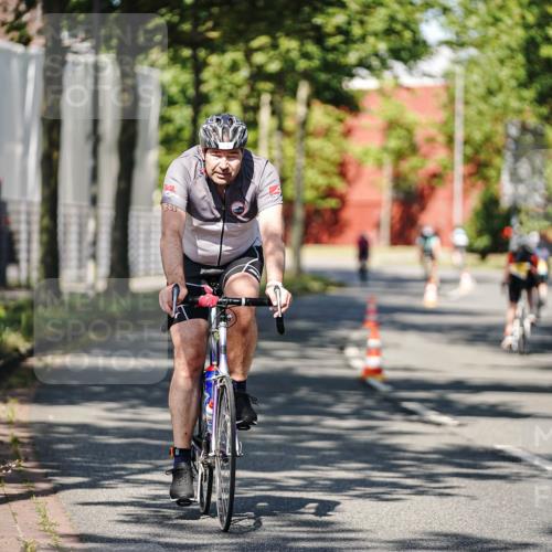 09.08.2026 - GEWOBA Citytriathlon Bremen Michael Burmester http://msf.ph/oto/9946472 09.08.2026 10:57:03 Radfahren 35, 85, 113, 243, 361, 399, 460, 480 meine-sportfotos.de