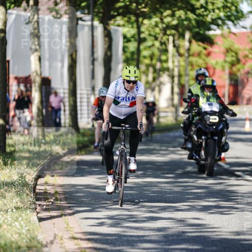 09.08.2026 - GEWOBA Citytriathlon Bremen Michael Burmester http://msf.ph/oto/9946500 09.08.2026 10:57:52 Radfahren 171, 434, 446, 462 meine-sportfotos.de