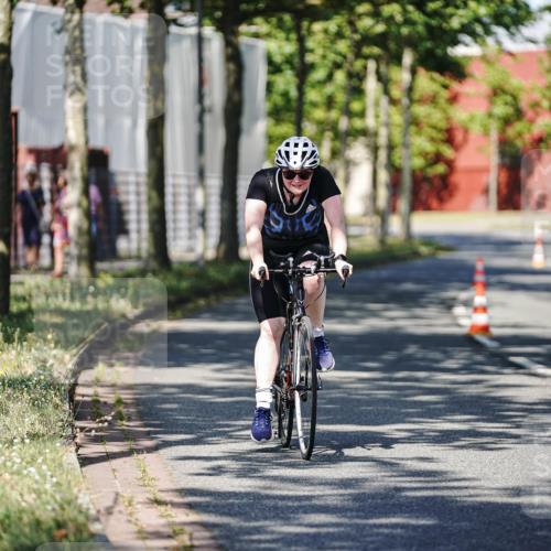 09.08.2026 - GEWOBA Citytriathlon Bremen Michael Burmester http://msf.ph/oto/9946509 09.08.2026 10:57:58 Radfahren 171, 434, 446 meine-sportfotos.de