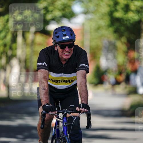 09.08.2026 - GEWOBA Citytriathlon Bremen Michael Burmester http://msf.ph/oto/9946535 09.08.2026 10:59:23 Radfahren 5, 115, 245, 429 meine-sportfotos.de