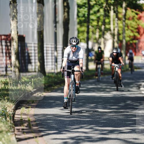 09.08.2026 - GEWOBA Citytriathlon Bremen Michael Burmester http://msf.ph/oto/9946542 09.08.2026 11:00:34 Radfahren 73, 91, 161, 165, 415, 424, 425 meine-sportfotos.de