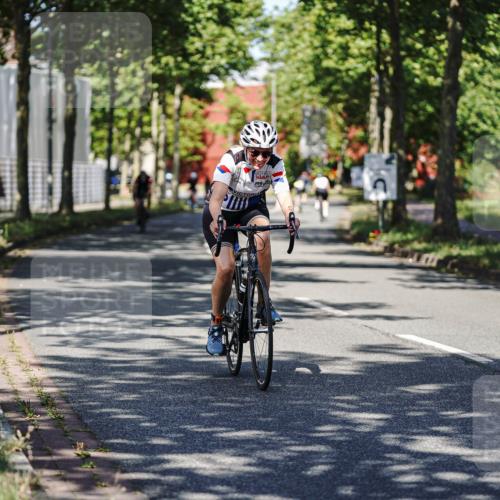 09.08.2026 - GEWOBA Citytriathlon Bremen Michael Burmester http://msf.ph/oto/9946558 09.08.2026 11:00:41 Radfahren 73, 91, 127, 161, 165, 424, 425 meine-sportfotos.de