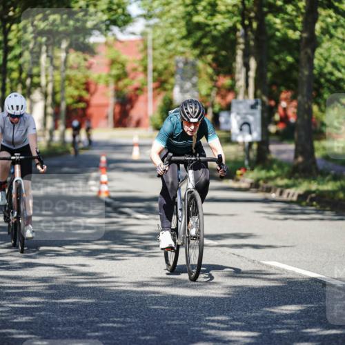 09.08.2026 - GEWOBA Citytriathlon Bremen Michael Burmester http://msf.ph/oto/9946575 09.08.2026 11:01:12 Radfahren 77, 78, 197, 420, 422 meine-sportfotos.de