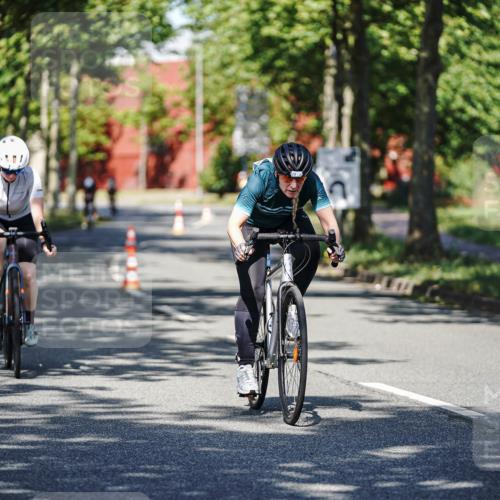 09.08.2026 - GEWOBA Citytriathlon Bremen Michael Burmester http://msf.ph/oto/9946576 09.08.2026 11:01:12 Radfahren 77, 78, 197, 420, 422 meine-sportfotos.de