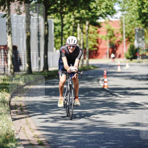 09.08.2026 - GEWOBA Citytriathlon Bremen Michael Burmester http://msf.ph/oto/9946581 09.08.2026 11:01:19 Radfahren 78, 197, 203, 422 meine-sportfotos.de