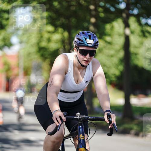 09.08.2026 - GEWOBA Citytriathlon Bremen Michael Burmester http://msf.ph/oto/9946584 09.08.2026 11:01:26 Radfahren 203, 412, 422 meine-sportfotos.de