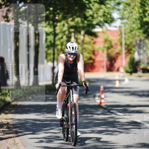 09.08.2026 - GEWOBA Citytriathlon Bremen Michael Burmester http://msf.ph/oto/9946590 09.08.2026 11:01:48 Radfahren 9, 469 meine-sportfotos.de