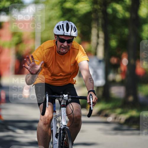 09.08.2026 - GEWOBA Citytriathlon Bremen Michael Burmester http://msf.ph/oto/9946600 09.08.2026 11:03:40 Radfahren 199 meine-sportfotos.de