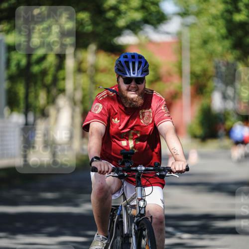 09.08.2026 - GEWOBA Citytriathlon Bremen Michael Burmester http://msf.ph/oto/9946616 09.08.2026 11:06:23 Radfahren 101 meine-sportfotos.de