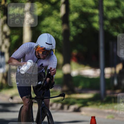 09.08.2026 - GEWOBA Citytriathlon Bremen Michael Burmester http://msf.ph/oto/9946632 09.08.2026 11:53:52 Radfahren 628 meine-sportfotos.de