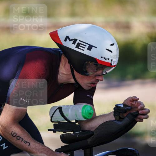 09.08.2026 - GEWOBA Citytriathlon Bremen Michael Burmester http://msf.ph/oto/9946638 09.08.2026 11:55:26 Radfahren  meine-sportfotos.de