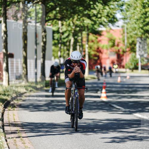 09.08.2026 - GEWOBA Citytriathlon Bremen Michael Burmester http://msf.ph/oto/9946685 09.08.2026 12:05:26 Radfahren 560, 757, 1110 meine-sportfotos.de