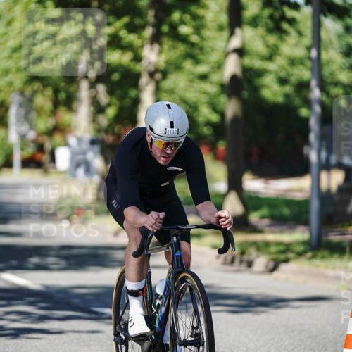09.08.2026 - GEWOBA Citytriathlon Bremen Michael Burmester http://msf.ph/oto/9946692 09.08.2026 12:05:29 Radfahren 560, 562, 623, 757, 1110 meine-sportfotos.de