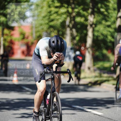 09.08.2026 - GEWOBA Citytriathlon Bremen Michael Burmester http://msf.ph/oto/9946696 09.08.2026 12:05:33 Radfahren 541, 560, 562, 623, 695, 696, 757, 1110 meine-sportfotos.de