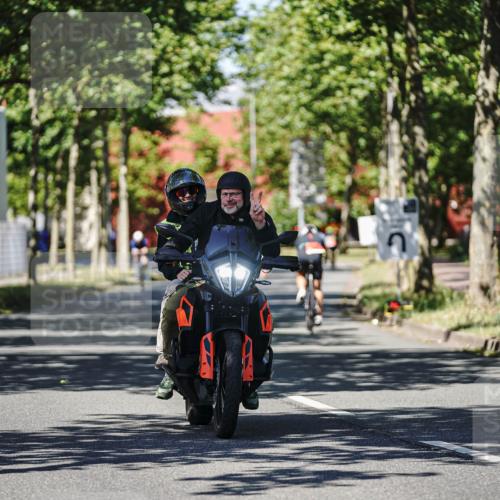 09.08.2026 - GEWOBA Citytriathlon Bremen Michael Burmester http://msf.ph/oto/9946709 09.08.2026 12:05:49 Radfahren 541, 623, 695, 696 meine-sportfotos.de
