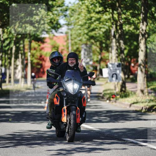09.08.2026 - GEWOBA Citytriathlon Bremen Michael Burmester http://msf.ph/oto/9946710 09.08.2026 12:05:49 Radfahren 541, 623, 695, 696 meine-sportfotos.de