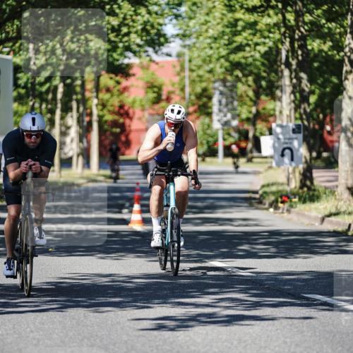 09.08.2026 - GEWOBA Citytriathlon Bremen Michael Burmester http://msf.ph/oto/9946719 09.08.2026 12:06:12 Radfahren 559, 664, 687 meine-sportfotos.de