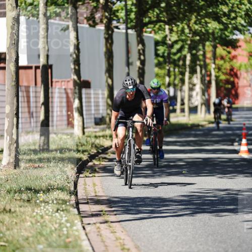 09.08.2026 - GEWOBA Citytriathlon Bremen Michael Burmester http://msf.ph/oto/9946726 09.08.2026 12:06:19 Radfahren 559, 604, 664, 687, 701 meine-sportfotos.de