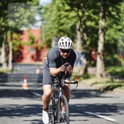 09.08.2026 - GEWOBA Citytriathlon Bremen Michael Burmester http://msf.ph/oto/9946733 09.08.2026 12:06:25 Radfahren 559, 571, 604, 651, 664, 687, 701, 707 meine-sportfotos.de