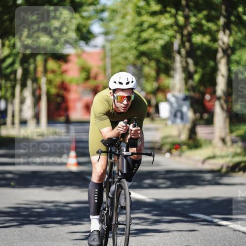 09.08.2026 - GEWOBA Citytriathlon Bremen Michael Burmester http://msf.ph/oto/9946747 09.08.2026 12:06:44 Radfahren 612, 707, 720 meine-sportfotos.de