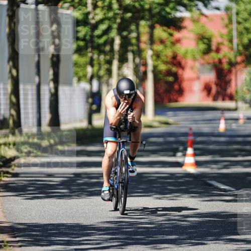 09.08.2026 - GEWOBA Citytriathlon Bremen Michael Burmester http://msf.ph/oto/9946749 09.08.2026 12:06:50 Radfahren 612, 720, 737 meine-sportfotos.de